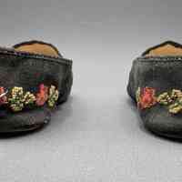 Slippers - Image 11