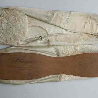 Shoe