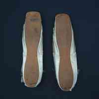 Slippers - Image 12
