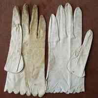 Glove - Image 2