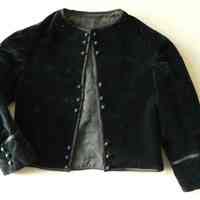 Suit - Image 3