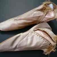 Bootee - Image 2