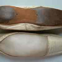 Shoe - Image 2