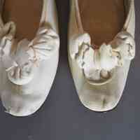 Slippers - Image 3