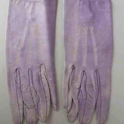 Glove