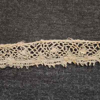 Notion, Lace