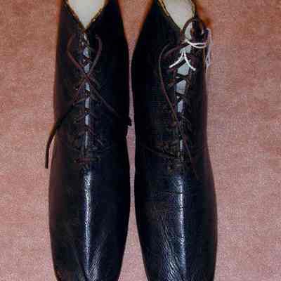 Shoe