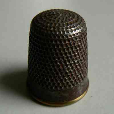 Case, Thimble