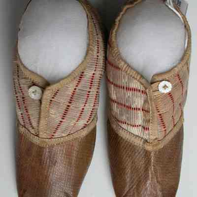 Shoe