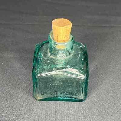 Ink Bottle