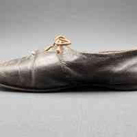 Shoes - Image 4