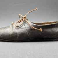 Shoes - Image 7