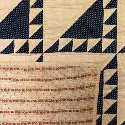 Quilt with view of reverse