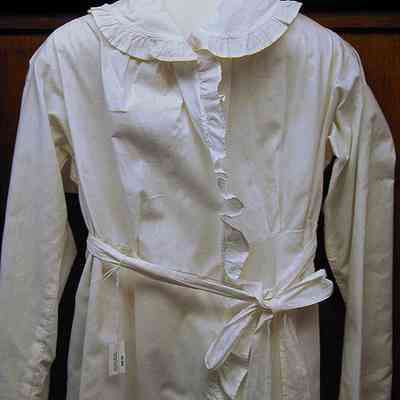 Gown, Dressing