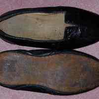 Shoe - Image 2