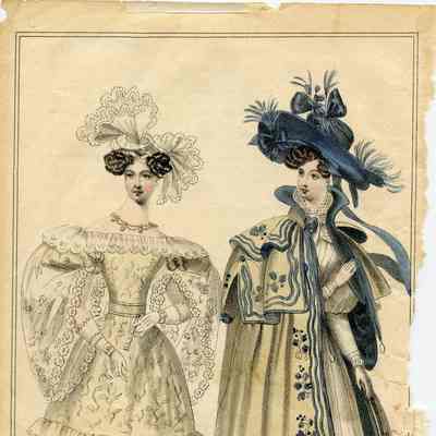 2 Ladies, Wedding Dress, Cape