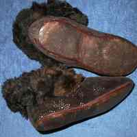 Slipper - Image 2