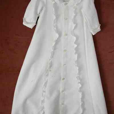 Gown, Dressing