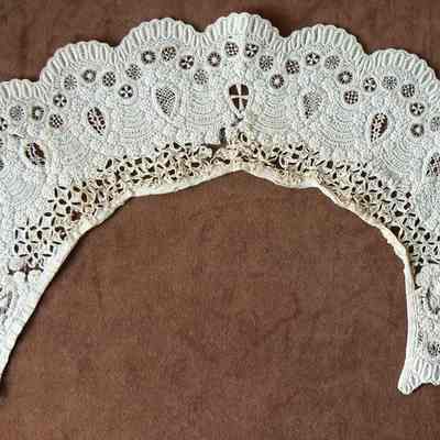 Collar