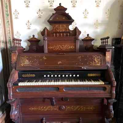 Reed Organ