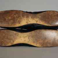 G89.227a-b sole.JPG