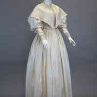 Wedding Dress and Pelerine - Image 10
