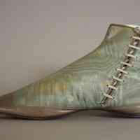 Boots - Image 4