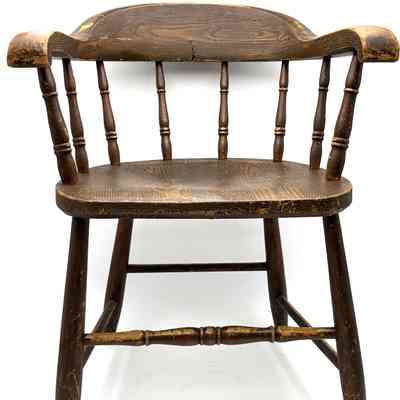 Captain's Chair