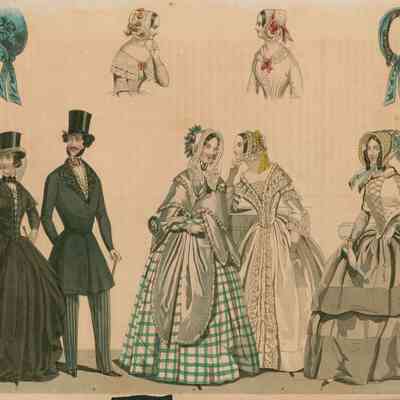 4 Women, 1 Man, 2 Bonnets, 2 Caps