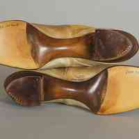 2024.52.004a-b sole.JPG