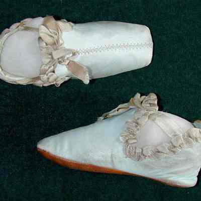 Shoe