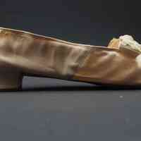 Slippers - Image 3