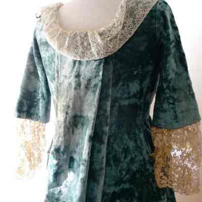 Gown, Tea