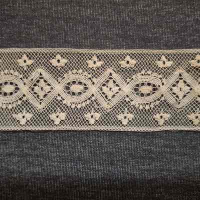 Notion, Lace