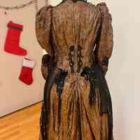 Gown, Tea - Image 2