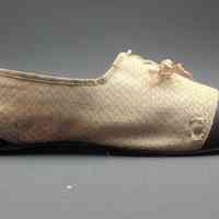 Shoes - Image 5