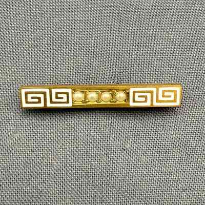Lingerie Pin