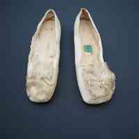 Slippers - Image 2