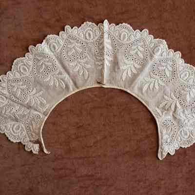 Collar