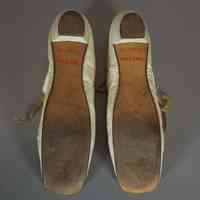 Slippers - Image 8