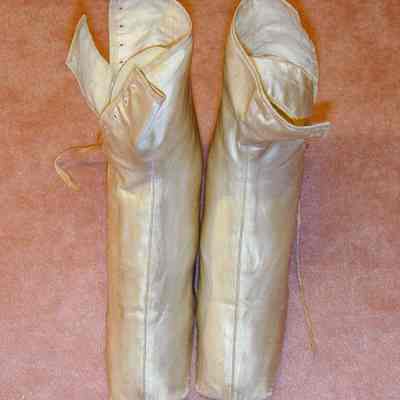Shoe