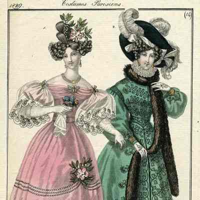 2 Ladies Coat, Tippet Costumes Parisiens