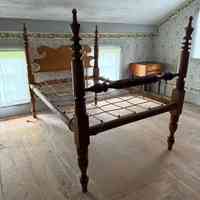 Four-poster Bed - Image 2