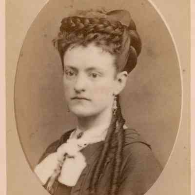 Carte-de-Visite, Kate MacDowell Lawrence