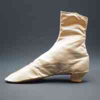 Boots - Image 4