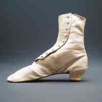 Boots - Image 6