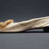 Slippers - Image 5