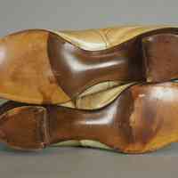 2024.52.003a-b sole.JPG