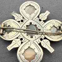 Brooch - Image 4