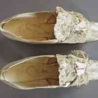Slippers - Image 3